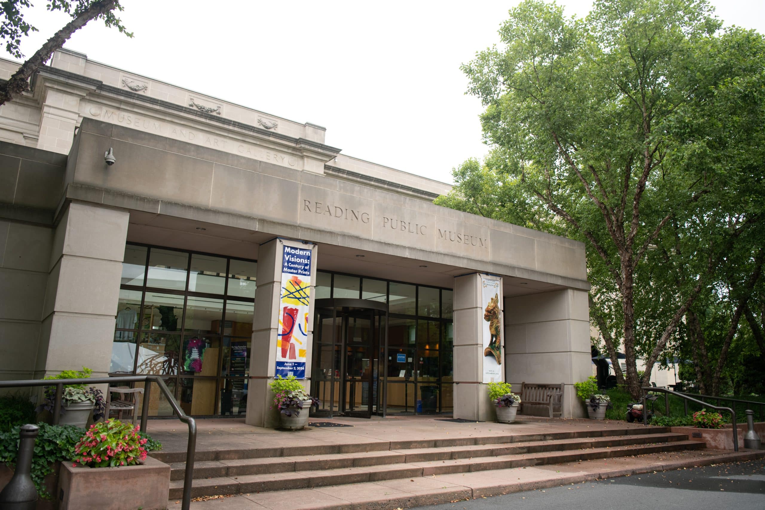 header-reading-public-museum-admission