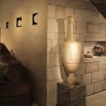 img-reading-public-museum-ancient-civilizations-1